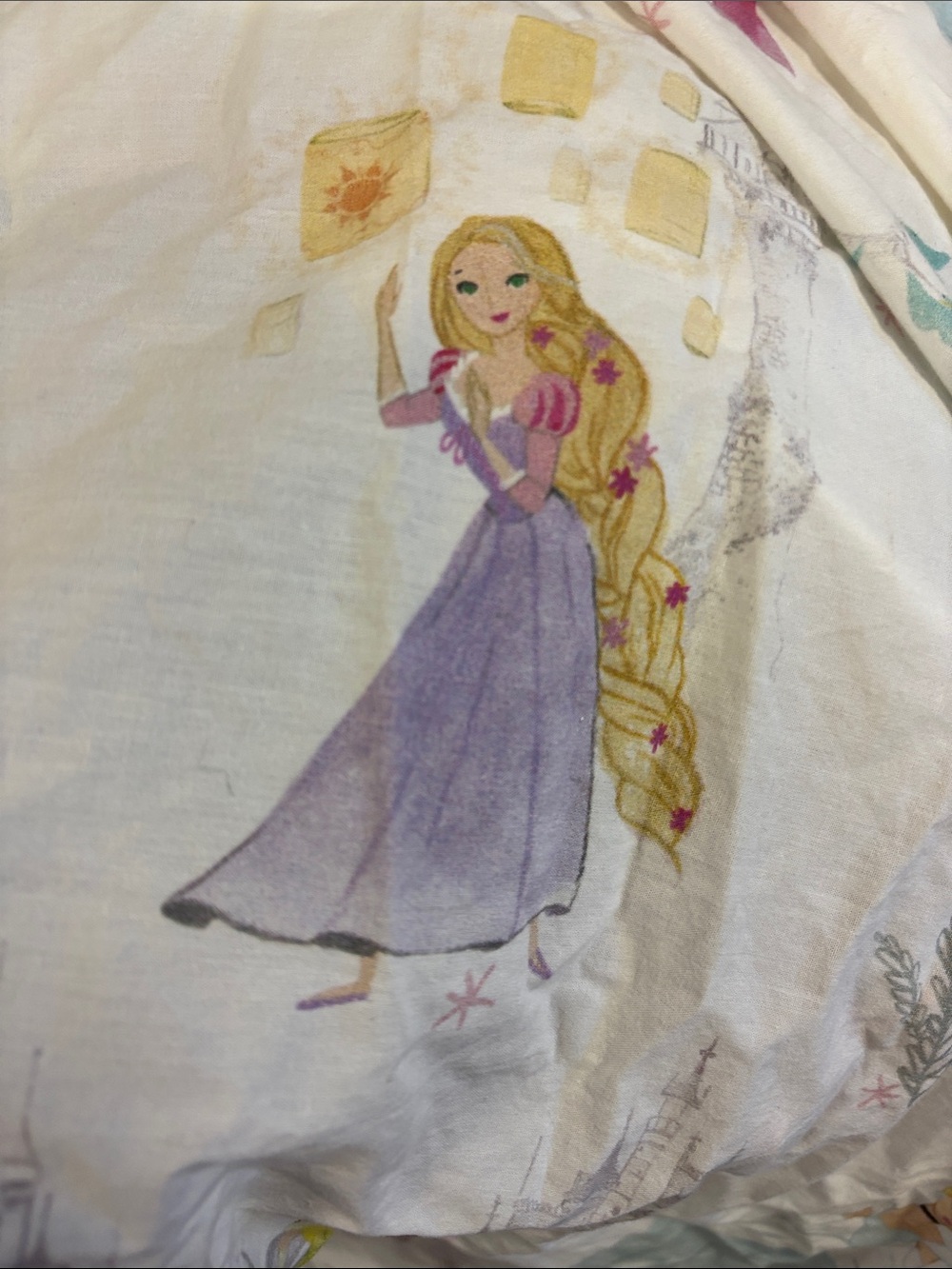 Pottery Barn Kids Disney Princesses twin fitted sheet and one pillowcase - Picture 2 of 7